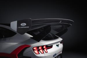Ford Mustang Mach-E 1400 Prototype 2020 года 